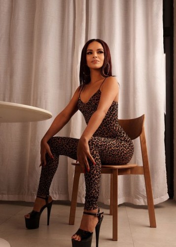 Алина, Г. Мирный